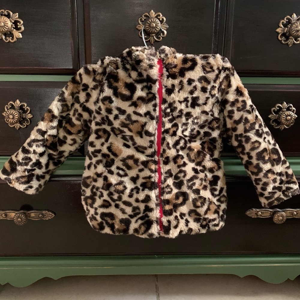 Pistachio 4T reversible pink cheetah jacket